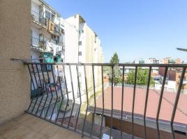 Квартиры, 79.00 m², pядом автобусный и железнодорожный, Calle de Sant Joan