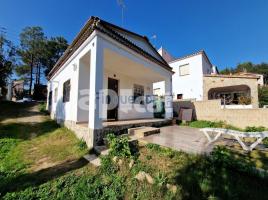 Houses (villa / tower), 65.00 m², almost new