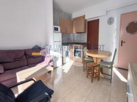 Apartament, 40.00 m², fast neu, Avenida Catalunya, 64