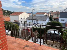 Houses (villa / tower), 114.00 m², near bus and train, Calle Millet