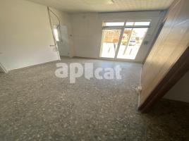 Casa (unifamiliar aïllada), 216.00 m², prop de bus i tren