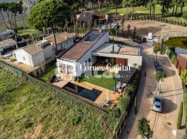  (unifamiliar aïllada), 340 m², جديد تقريبا, Empordà Golf