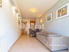 Flat, 68.00 m², near bus and train, almost new, Calle Albera