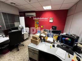 Local comercial, 347 m², Zona