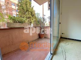 Pis, 92.00 m², prop de bus i tren, Calle de Monturiol