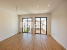 Attic, 129.00 m², near bus and train, new