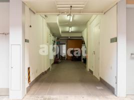 Casa (unifamiliar adosada), 185.00 m², cerca de bus y tren, seminuevo