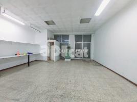 Lloguer local comercial, 96.00 m², Molivell