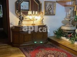 Attic, 245.00 m², near bus and train, Avenida de Madrid, 87