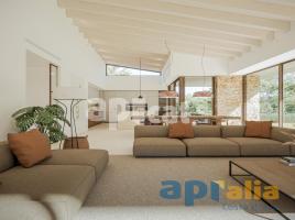 Casa (chalet / torre), 320.00 m², nuevo, Calle Jesús Moncada, 3