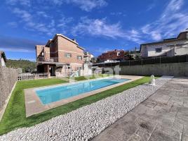 Houses (villa / tower), 345.00 m²