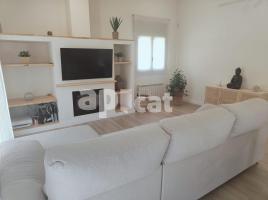  (xalet / torre), 199.00 m², fast neu