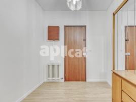 Attic, 159.00 m², near bus and train