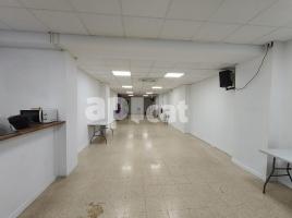 For rent business premises, 147.00 m², near bus and train, Calle de la Igualtat, 16