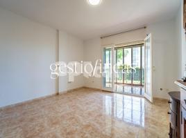 Apartament, 54.00 m², prop de bus i tren