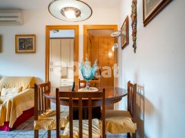 Piso, 60.00 m², cerca de bus y tren