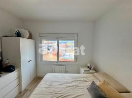 Piso, 60.00 m², cerca de bus y tren