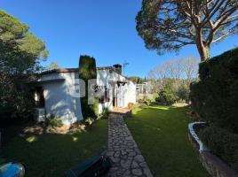 Louer  (xalet / torre), 65.00 m², Calle Pere Geronès