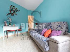 Pis, 74.00 m², prop bus i metro, Calle Gran de Sant Andreu