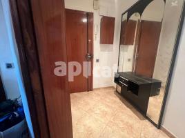 Flat, 106.00 m², near bus and train