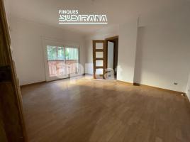 Flat, 75.00 m², near bus and train