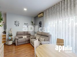 Pis, 116.00 m², prop de bus i tren