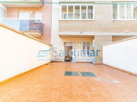 Apartament, 85.00 m², حافلة قرب والقطار, جديد تقريبا