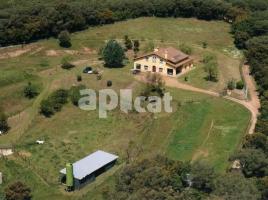 Houses (country house), 350.00 m², near bus and train