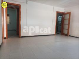 Flat, 75.00 m², near bus and train