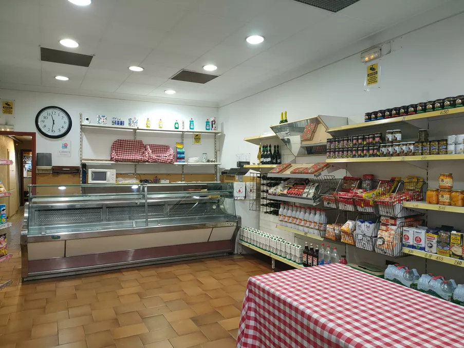 Lloguer local comercial, 110 m²