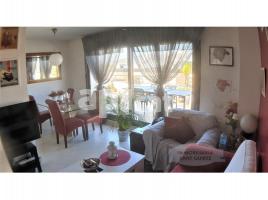 Flat, 68 m², almost new