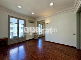 Flat, 157.00 m², near bus and train, Calle de la Diputació, 314