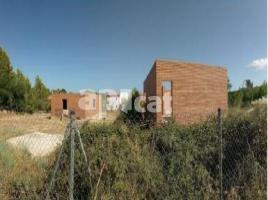  (unifamiliar aïllada), 90.00 m², Calle del Clavell