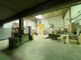 Business premises, 475.00 m², Centro