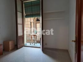 Piso, 78.00 m², cerca bus y metro