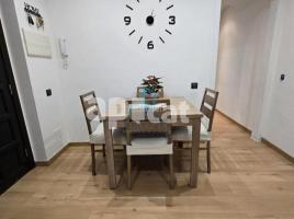 Apartament, 56.00 m², حافلة قرب والقطار, Calle Alt de Sant Pere