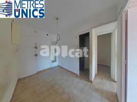 Pis, 53.00 m², près de bus et de train, Calle de Joan Maragall