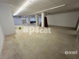 в аренду в Коммерческая недвижимость, 227 m², Zona