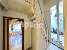 Flat, 105.00 m², near bus and train