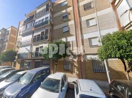 Piso, 75.00 m², cerca de bus y tren