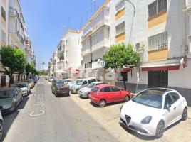 Piso, 64.00 m², cerca de bus y tren