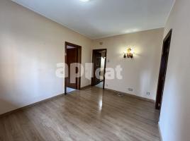 Pis, 71.00 m², على مقربة من الحافلات والمترو, Calle Calle de la Jota