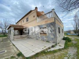 Houses (detached house), 315 m², almost new, Zona