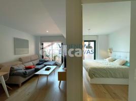 Flat, 64.00 m², near bus and train, almost new, Metro (L3) Poble Sec