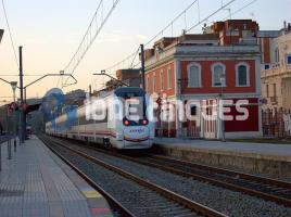 Piso, 90.00 m², cerca de bus y tren