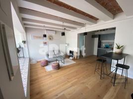 Attic, 55.00 m², close to bus and metro