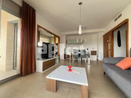 Pis, 85.00 m², près de bus et de train, presque neuf, Calle d'Amadeu Vives