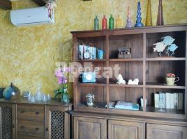 Casa (unifamiliar adosada), 130 m², seminuevo, Zona