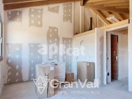 Attic, 78.00 m², near bus and train, new, Camino d'Ur, 2