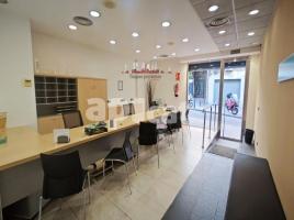 租 , 97 m², Zona